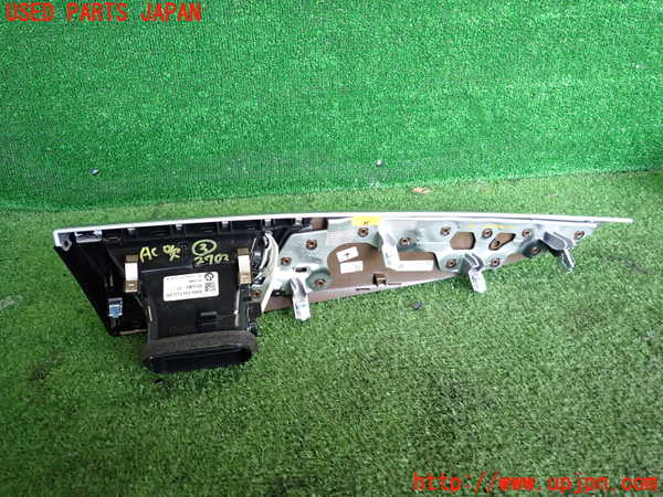 2UPJ-27027528]BMW M135i(1B30)(F20)エアコン吹き出し口3 (左) 中古_m0002.jpg