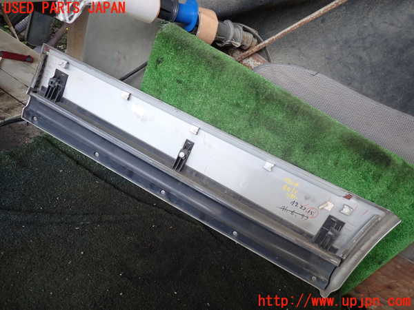 5UPJ-27041292]エルグランド E52系(TE52)右後ドアパネル 中古_m0002.jpg