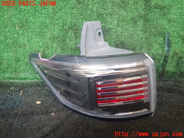 1UPJ-27041536]エルグランド E52系(TE52)左テールランプ 中古_m0001.jpg