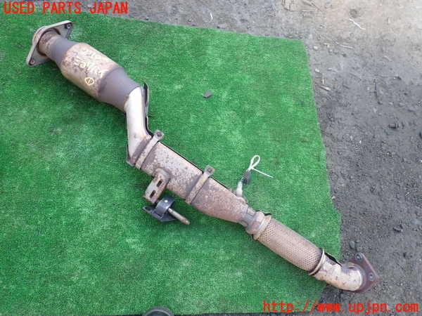 1UPJ-27042661]エルグランド E52系(TE52)触媒1 中古_m0001.jpg