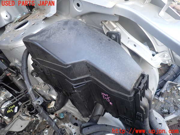 1UPJ-27046741]エルグランド E52系(TE52)ヒューズボックス1 中古_m0001.jpg