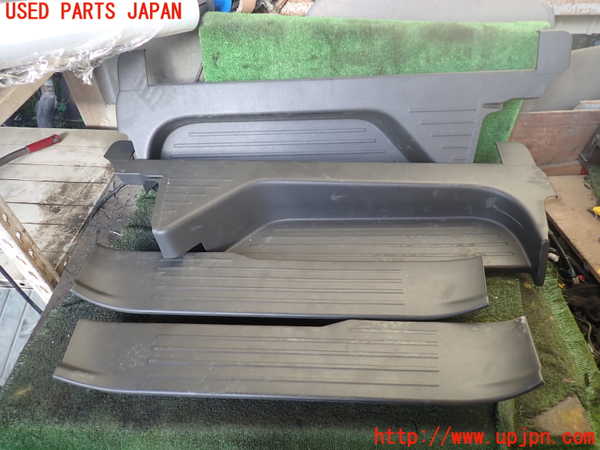 1UPJ-27047740]エルグランド E52系(TE52)スカッフプレート 中古_m0001.jpg