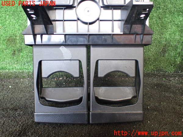 1UPJ-27047810]エルグランド E52系(TE52)ドリンクホルダー 中古_m0002.jpg