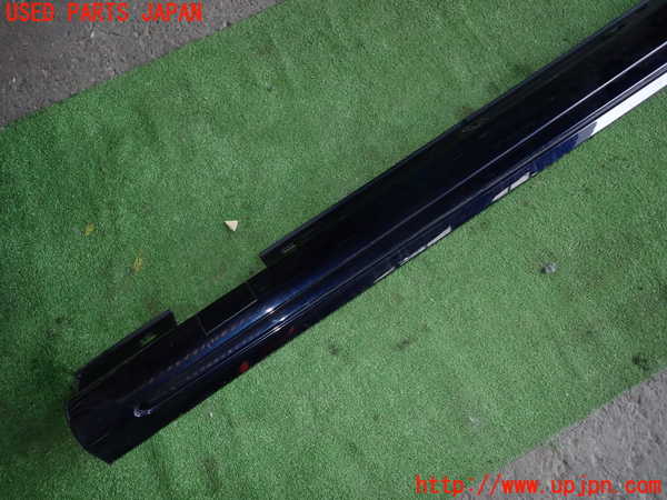 1UPJ-27051390]ベンツ CLA180 シューティングブレーク X117(117942)右サイドステップ 中古_m0002.jpg
