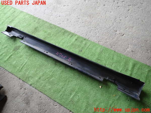 1UPJ-27051390]ベンツ CLA180 シューティングブレーク X117(117942)右サイドステップ 中古_m0005.jpg