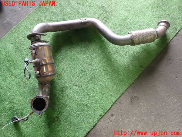 1UPJ-27052661]ベンツ CLA180 シューティングブレーク X117(117942)触媒1 中古_m0004.jpg