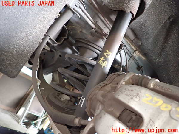 1UPJ-27055070]ベンツ CLA180 シューティングブレーク X117(117942)右リアショックアブソーバー 中古_m0001.jpg