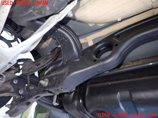 1UPJ-27055295]ベンツ CLA180 シューティングブレーク X117(117942)リアメンバー 中古_m0005.jpg