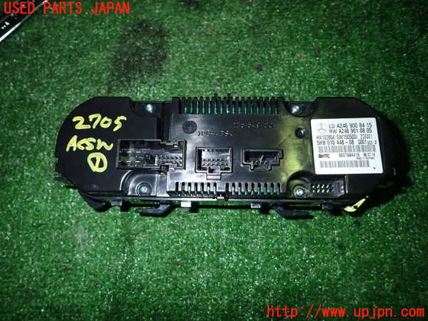 1UPJ-27056066]ベンツ CLA180 シューティングブレーク X117(117942)エアコンスイッチ1 中古_m0003.jpg