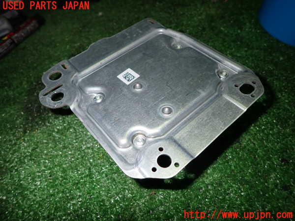 1UPJ-27056145]ベンツ CLA180 シューティングブレーク X117(117942)エアバッグコンピューター 中古_m0003.jpg