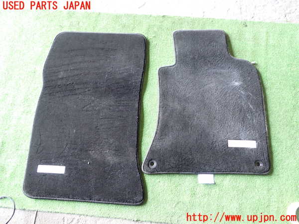 1UPJ-27057800]ベンツ CLA180 シューティングブレーク X117(117942)フロアマット 中古_m0001.jpg