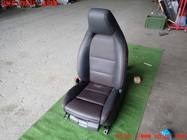 1UPJ-27057065]ベンツ CLA180 シューティングブレーク X117(117942)助手席シート 中古_m0001.jpg