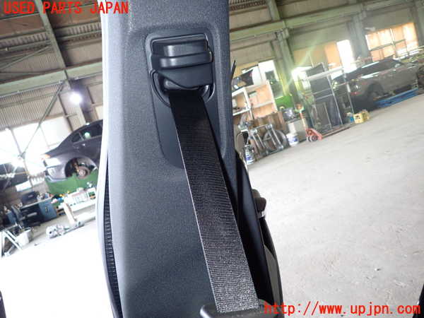 1UPJ-27057045]ベンツ CLA180 シューティングブレーク X117(117942)運転席シートベルト 中古_m0002.jpg