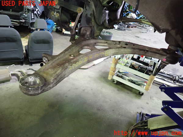 5UPJ-27065186]インプレッサ WRX-STi(GRB)左フロントロアアーム1 中古_m0001.jpg