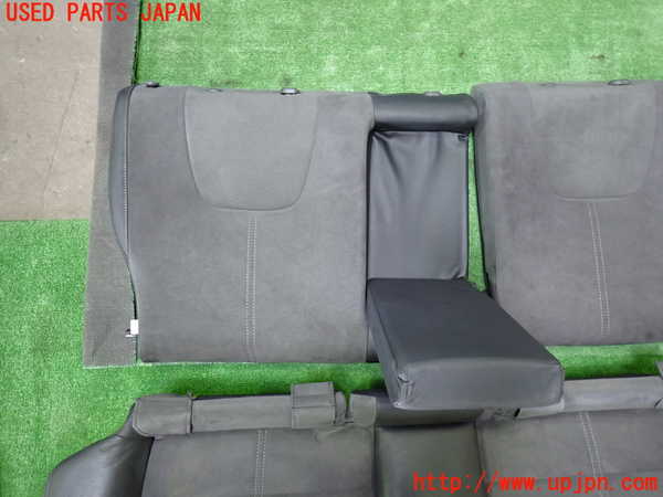 1UPJ-27067385]インプレッサ WRX-STi(GRB)リアシート 中古_m0003.jpg