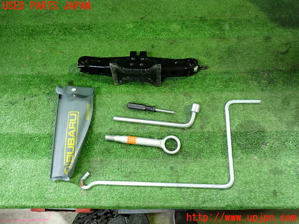 5UPJ-27067805]インプレッサ WRX-STi(GRB)車載工具 中古_m0001.jpg