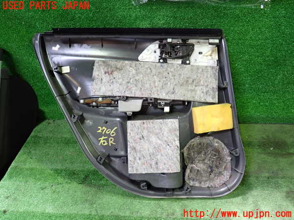 1UPJ-27061294]インプレッサ WRX-STi(GRB)右後ドア内張り 中古_m0004.jpg