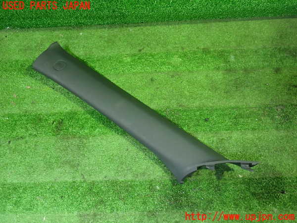 1UPJ-27067660]インプレッサ WRX-STi(GRB)左フロントピラートリム 中古_m0001.jpg