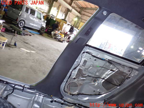 1UPJ-27067665]インプレッサ WRX-STi(GRB)右センターピラートリム 中古_m0001.jpg