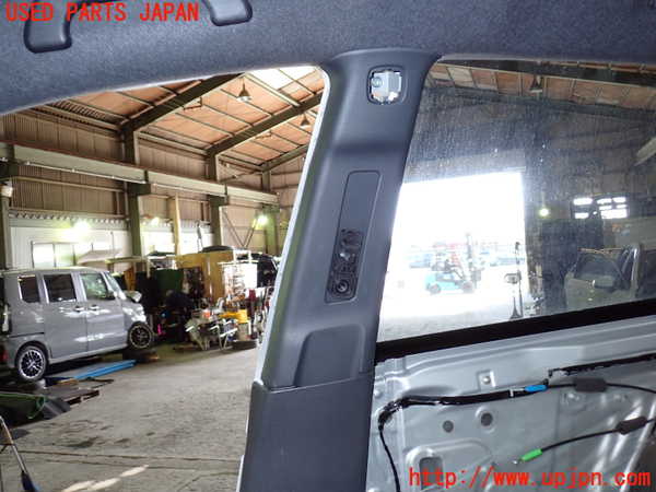 1UPJ-27067665]インプレッサ WRX-STi(GRB)右センターピラートリム 中古_m0002.jpg