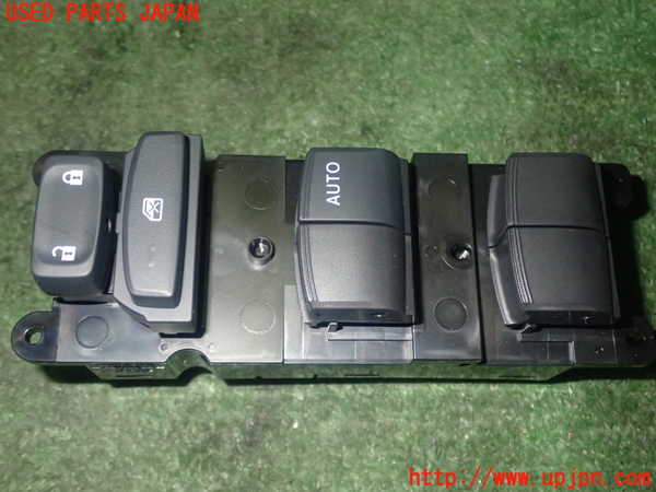 1UPJ-27076240]N-BOX カスタム(エヌ ボックス カスタム)(JF5)右前パワーウィンドウスイッチ 中古_m0001.jpg
