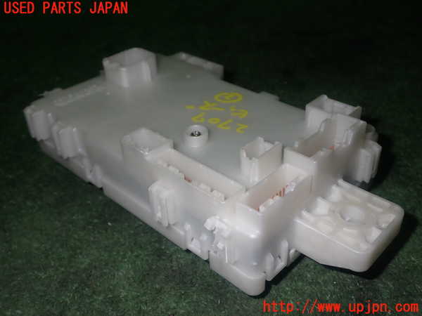 1UPJ-27076742]N-BOX カスタム(エヌ ボックス カスタム)(JF5)ヒューズボックス2 中古_m0003.jpg