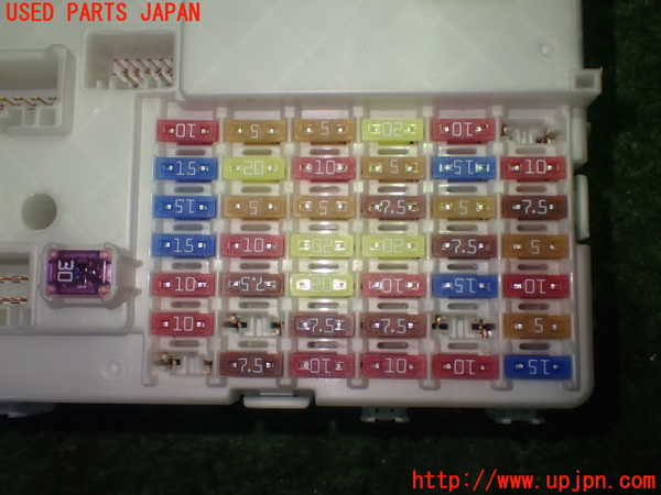 1UPJ-27076742]N-BOX カスタム(エヌ ボックス カスタム)(JF5)ヒューズボックス2 中古_m0004.jpg
