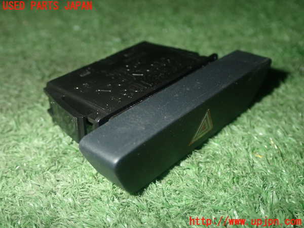 1UPJ-27076290]N-BOX カスタム(エヌ ボックス カスタム)(JF5)ハザードスイッチ 中古_m0002.jpg