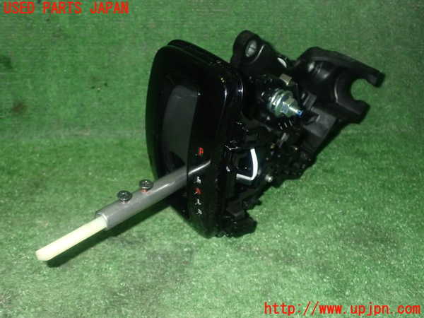 1UPJ-27077555]N-BOX カスタム(エヌ ボックス カスタム)(JF5)ATシフトレバー 【ジャンク】_m0001.jpg