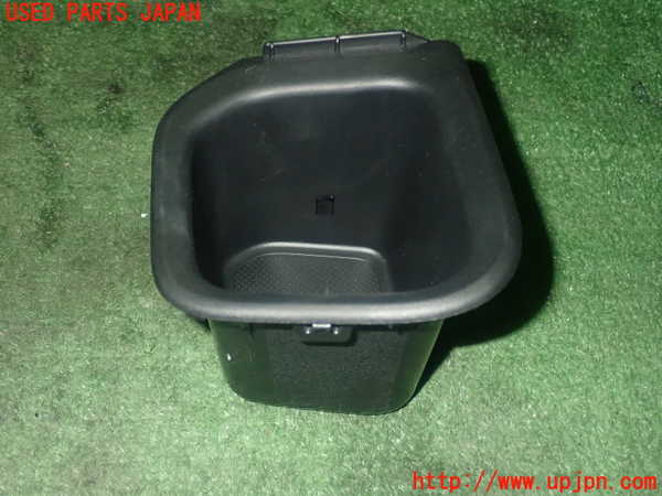 1UPJ-27077843]N-BOX カスタム(エヌ ボックス カスタム)(JF5)小物入れ3 中古_m0001.jpg