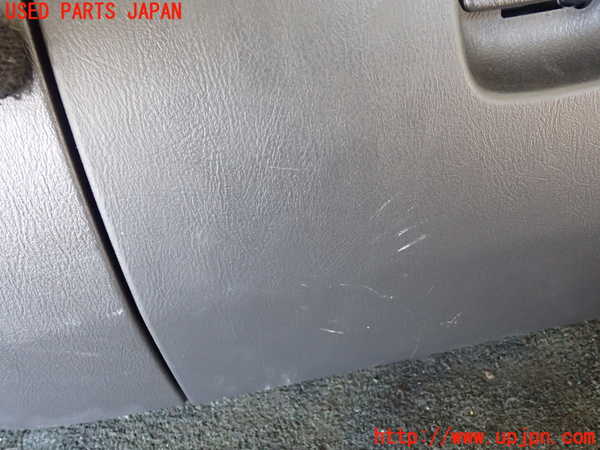 1UPJ-27087516]インプレッサ WRX-STi(GDB)グローブボックス1 中古_m0002.jpg