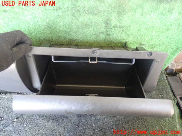 1UPJ-27087516]インプレッサ WRX-STi(GDB)グローブボックス1 中古_m0003.jpg