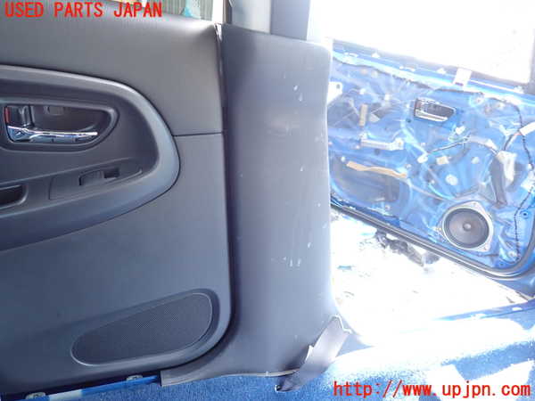 5UPJ-27087670]インプレッサ WRX-STi(GDB)左センターピラートリム 中古_m0003.jpg