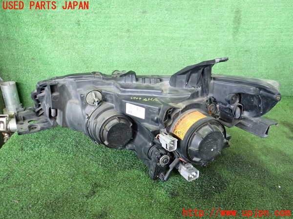 2UPJ-27091130]アウトランダーPHEV(GG2W)右ヘッドライト HID 中古_m0003.jpg