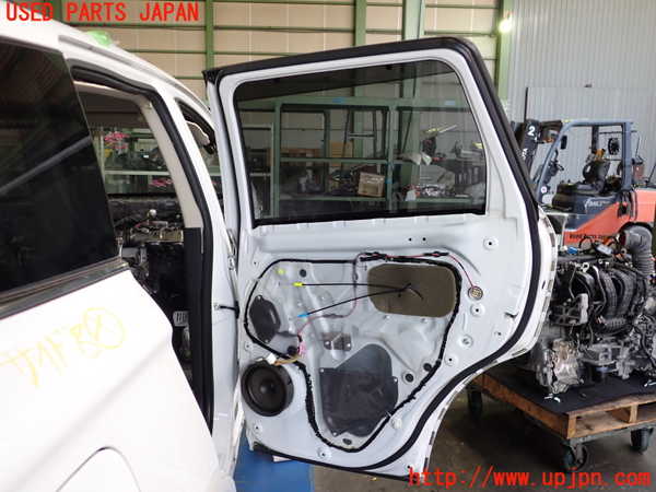 2UPJ-27091290]アウトランダーPHEV(GG2W)右後ドア (43R-007953 M2L3) 中古_m0004.jpg