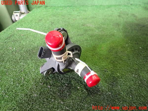 2UPJ-27092110]アウトランダーPHEV(GG2W)ウォーターポンプ 中古_m0001.jpg