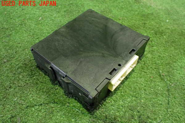 2UPJ-27096147]アウトランダーPHEV(GG2W)コンピューター2 (8631B053) 中古_m0002.jpg