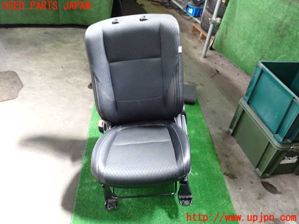 2UPJ-27097065]アウトランダーPHEV(GG2W)助手席シート 中古_m0001.jpg