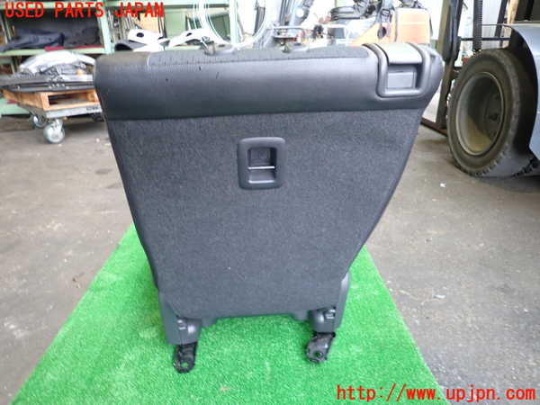 2UPJ-27097145]アウトランダーPHEV(GG2W)右2列目シート 中古_m0004.jpg