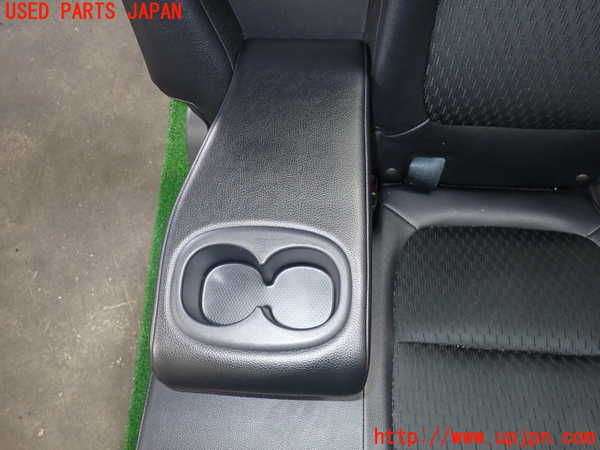 2UPJ-27097175]アウトランダーPHEV(GG2W)左2列目シート 中古_m0003.jpg