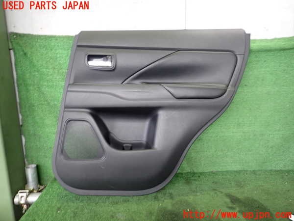 2UPJ-27091294]アウトランダーPHEV(GG2W)右後ドア内張り 中古_m0001.jpg