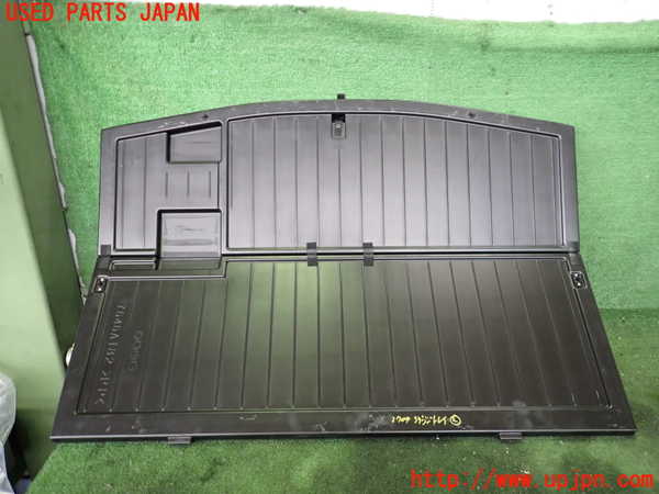 2UPJ-27097772]アウトランダーPHEV(GG2W)ラゲッジトレイ2 中古_m0002.jpg