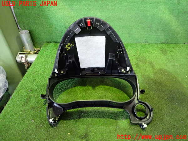 2UPJ-27097510]アウトランダーPHEV(GG2W)メーターフード 中古_m0003.jpg