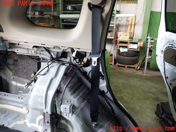 2UPJ-27097185]アウトランダーPHEV(GG2W)左2列目シートベルト 中古_m0001.jpg
