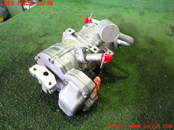 5UPJ-27106025]キックス(RP15)エアコンコンプレッサー 中古_m0001.jpg