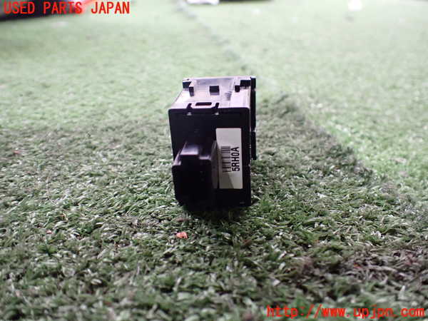 5UPJ-27106308]キックス(RP15)スイッチ3 (ヘッドライトレベライザー) 中古_m0002.jpg