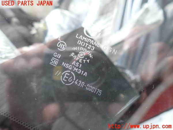 2UPJ-27111195]CX-3(DK5FW)フロントガラス (43R-000175 M31A) 中古_m0004.jpg