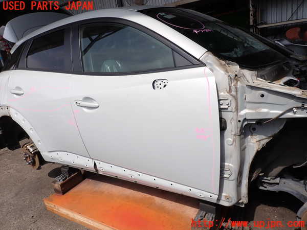 2UPJ-27111230]CX-3(DK5FW)右前ドア (43R-00011 M308) 中古_m0001.jpg