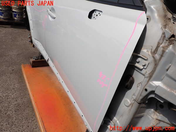 2UPJ-27111230]CX-3(DK5FW)右前ドア (43R-00011 M308) 中古_m0002.jpg