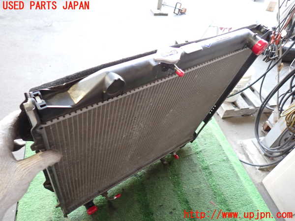 2UPJ-27122321]ハイラックスサーフ(RZN185W)ラジエーター1 中古_m0002.jpg